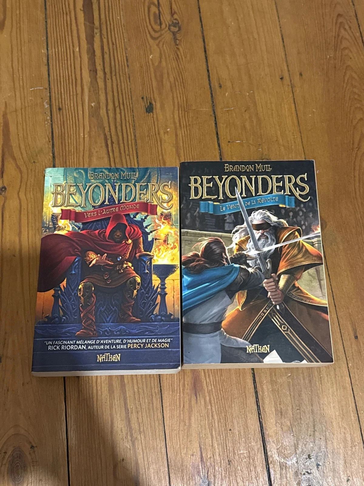 Lot 2 tomes Beyonders